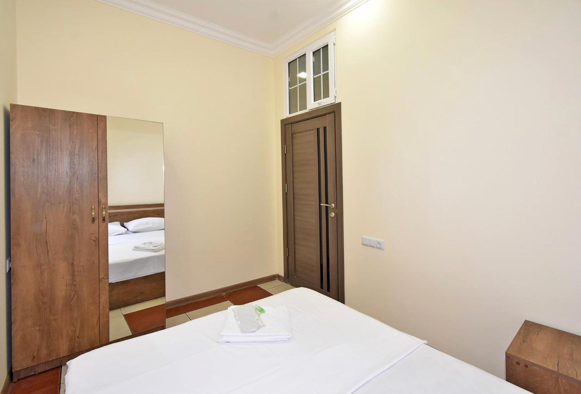 Hotel Costa Yerevan Ngoại thất bức ảnh