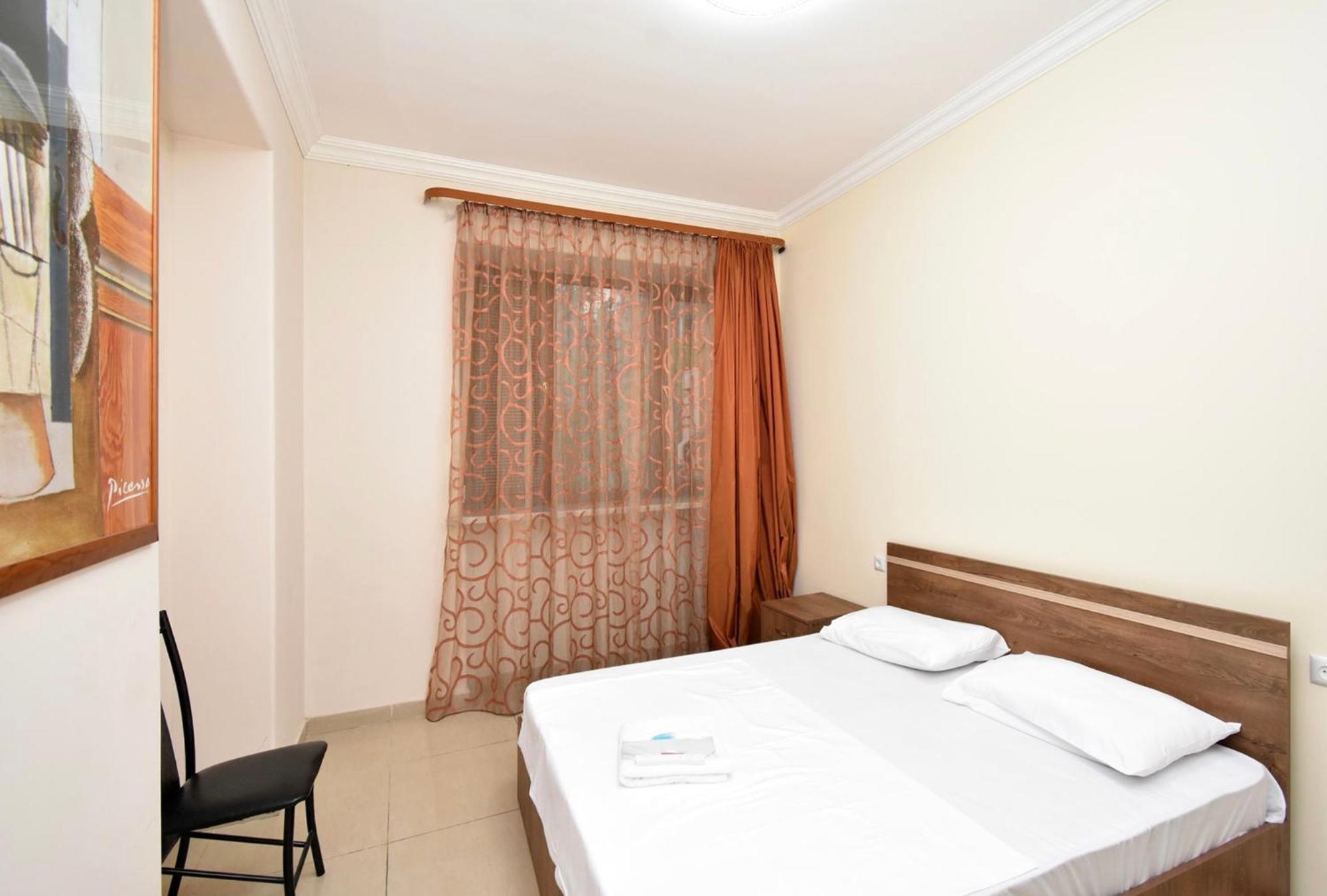 Hotel Costa Yerevan Ngoại thất bức ảnh