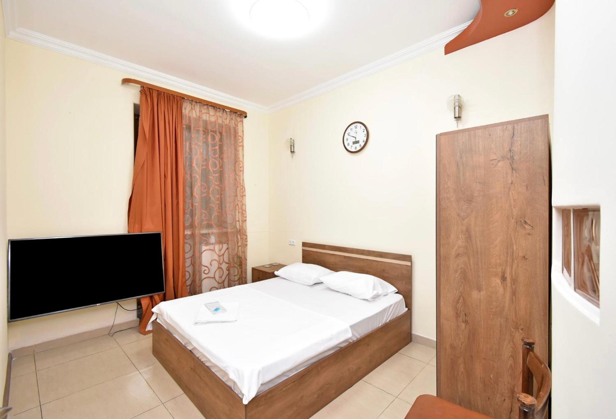 Hotel Costa Yerevan Ngoại thất bức ảnh