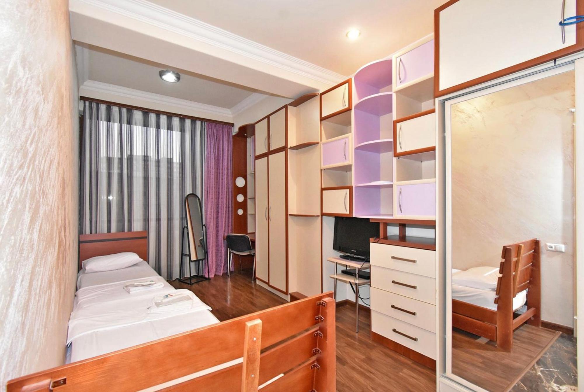Hotel Costa Yerevan Ngoại thất bức ảnh