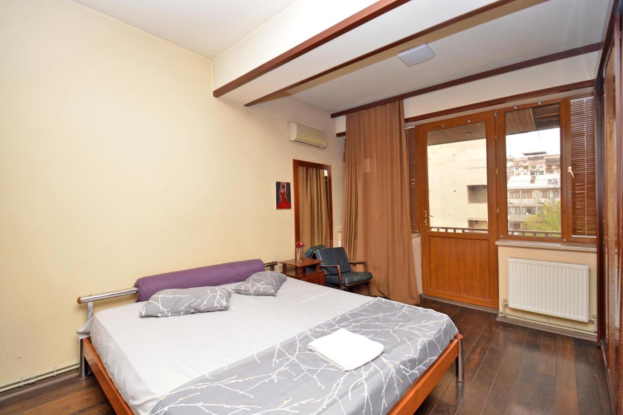 Hotel Costa Yerevan Ngoại thất bức ảnh