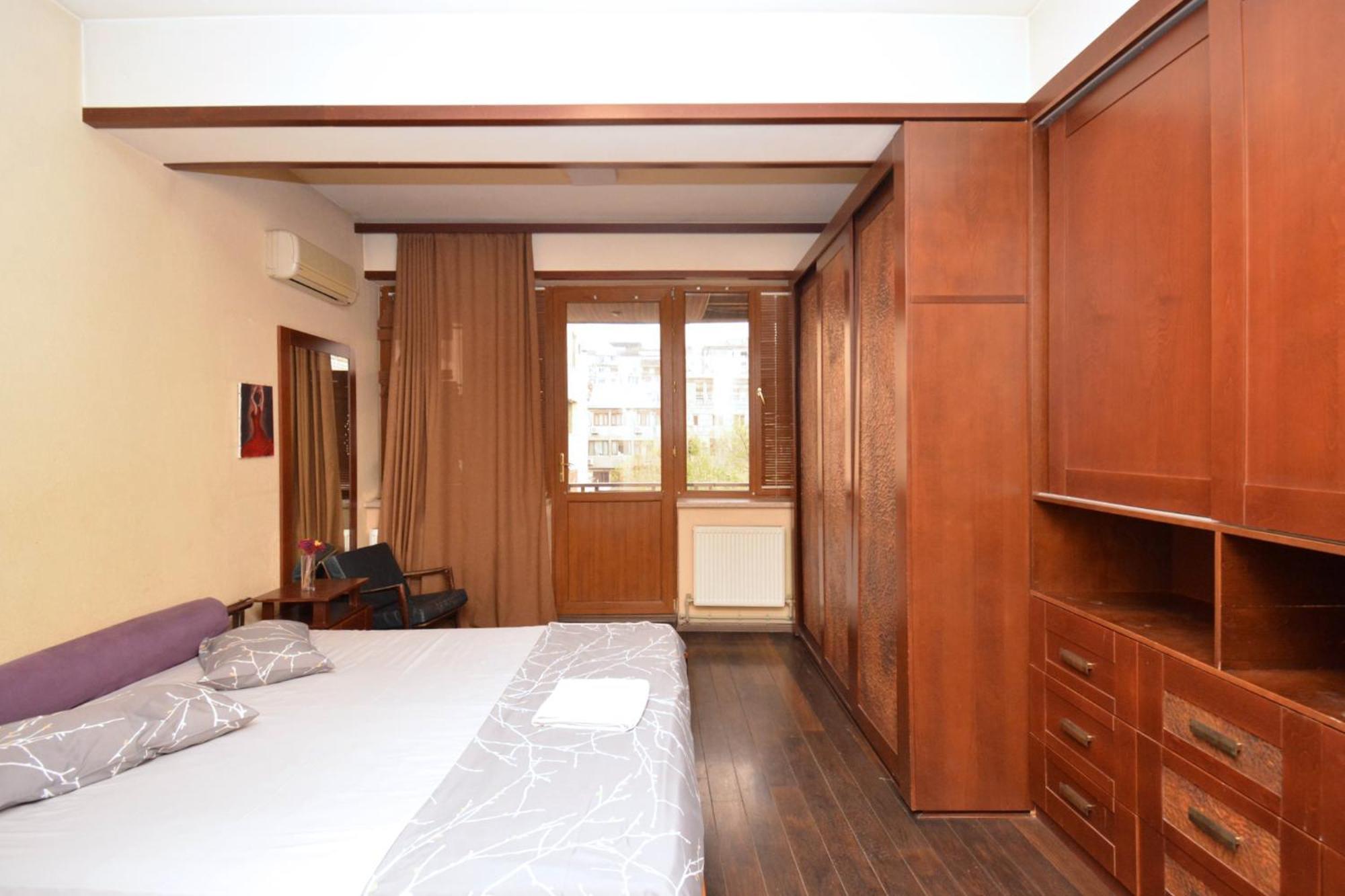 Hotel Costa Yerevan Ngoại thất bức ảnh
