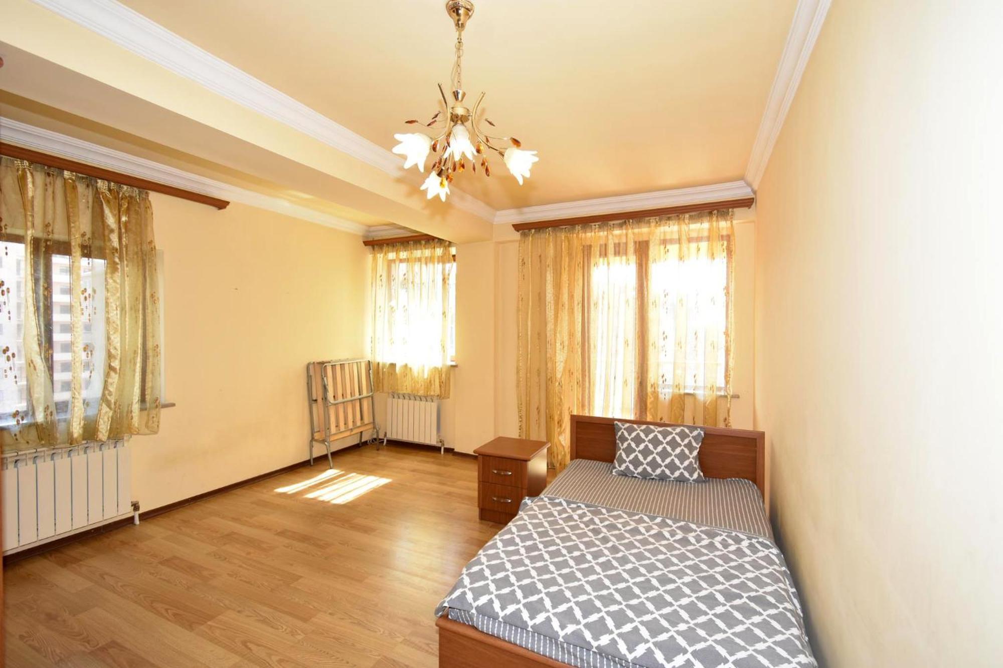 Hotel Costa Yerevan Ngoại thất bức ảnh